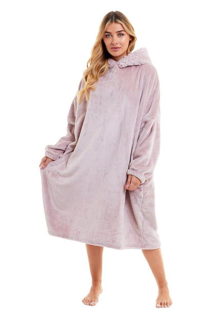 Oversized Plush Hooded Poncho Blanket With Ultra-Soft Fur Hood Super Soft Sofa and Bed Use