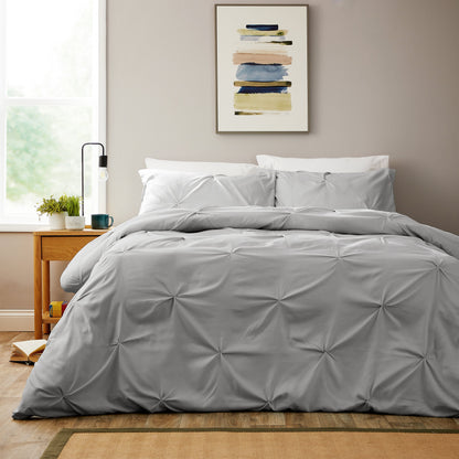 Pintuck Grey Microfibre Duvet Cover Set With Pillowcases Soft Breathable